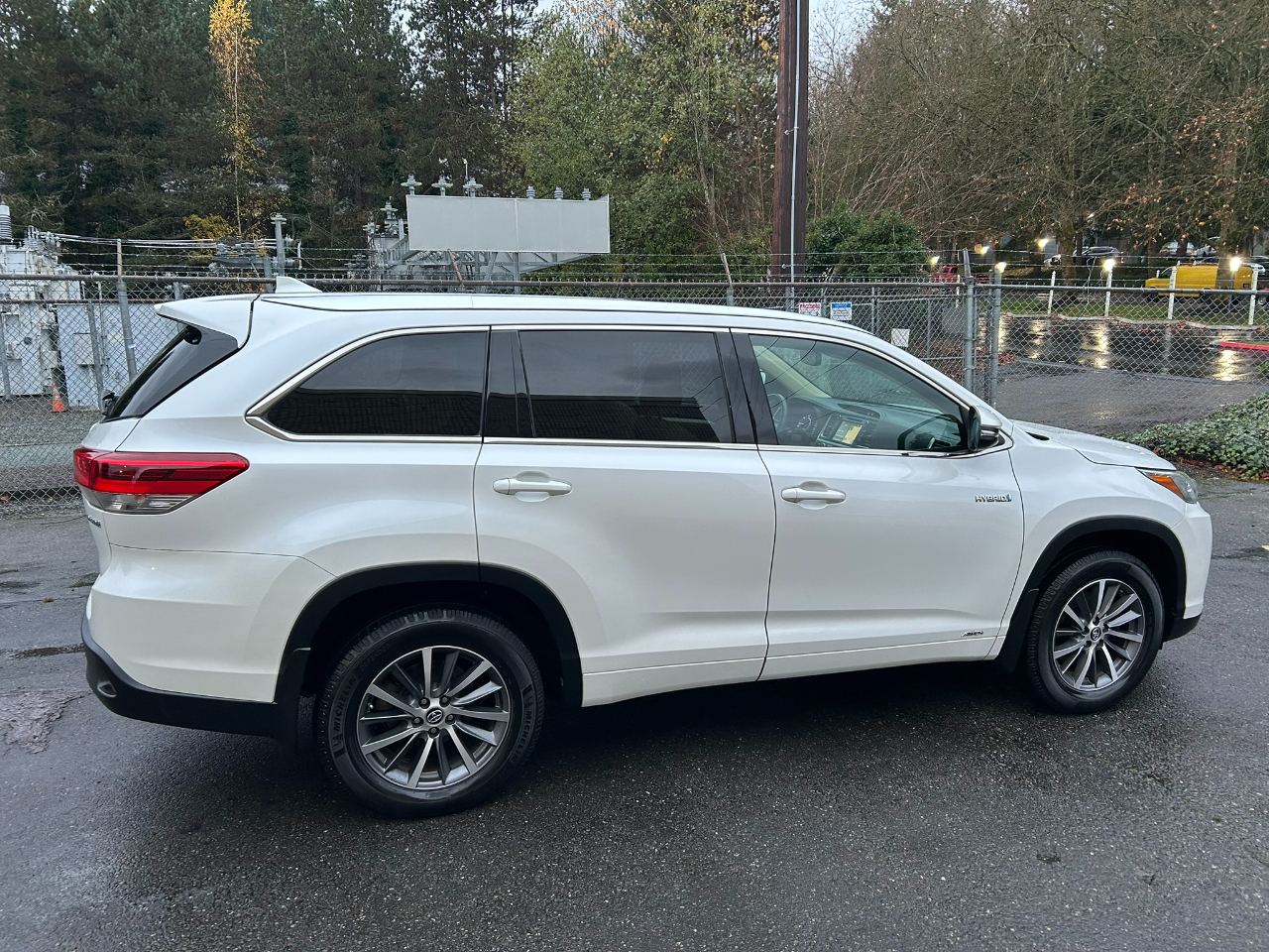 2018 Toyota Highlander Hybrid XLE photo 4