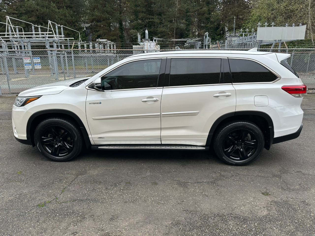 Toyota Highlander Hybrid Limited AWD 2019
