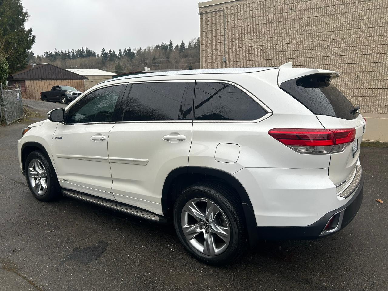 Toyota Highlander Hybrid Limited AWD 2019