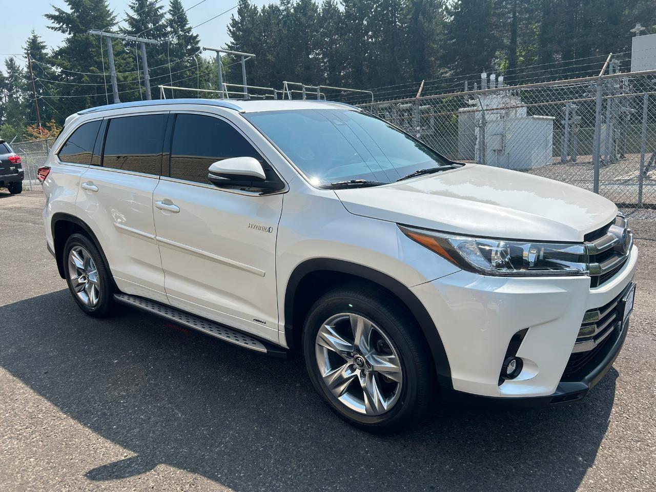 Toyota Highlander Hybrid Limited AWD 2019
