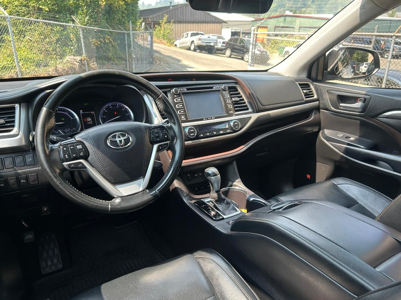 Toyota Highlander Hybrid Limited AWD 2019