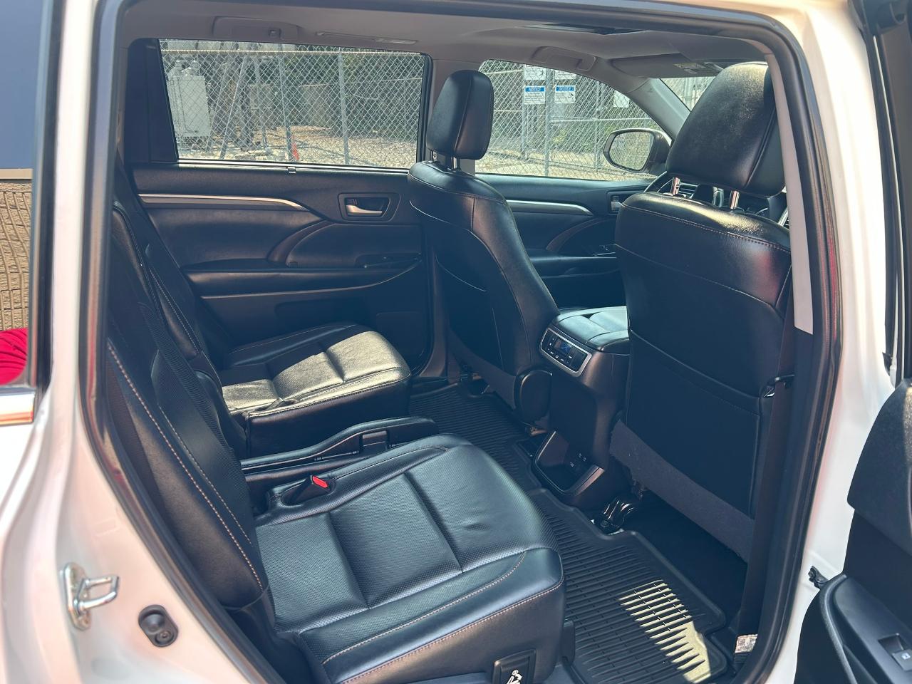 Toyota Highlander Hybrid Limited AWD 2019