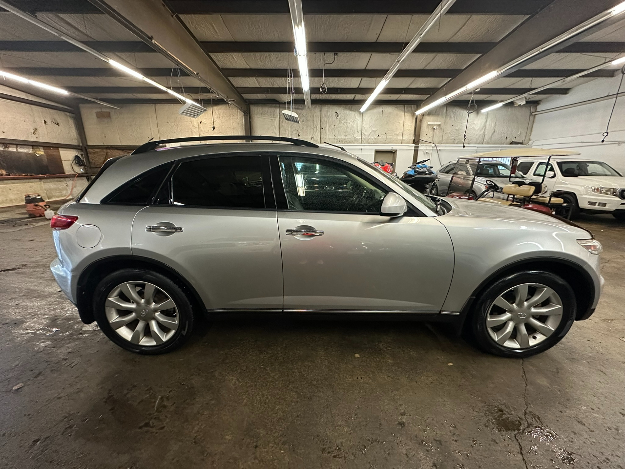 Infiniti FX FX45 AWD 2003
