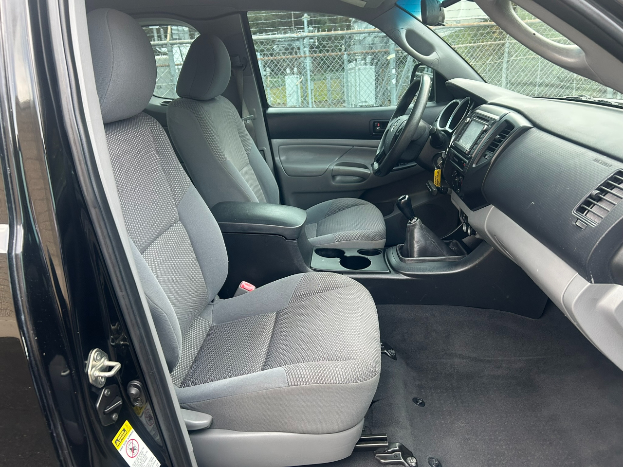 Toyota Tacoma Access Cab I4 5MT 4WD 2015