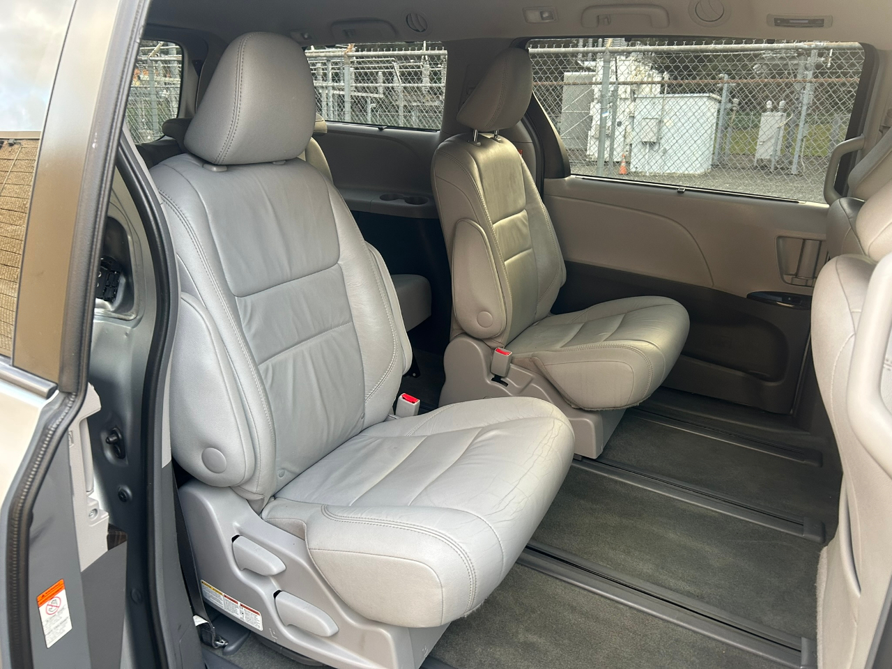 Toyota Sienna XLE 7-Passenger AWD 2017