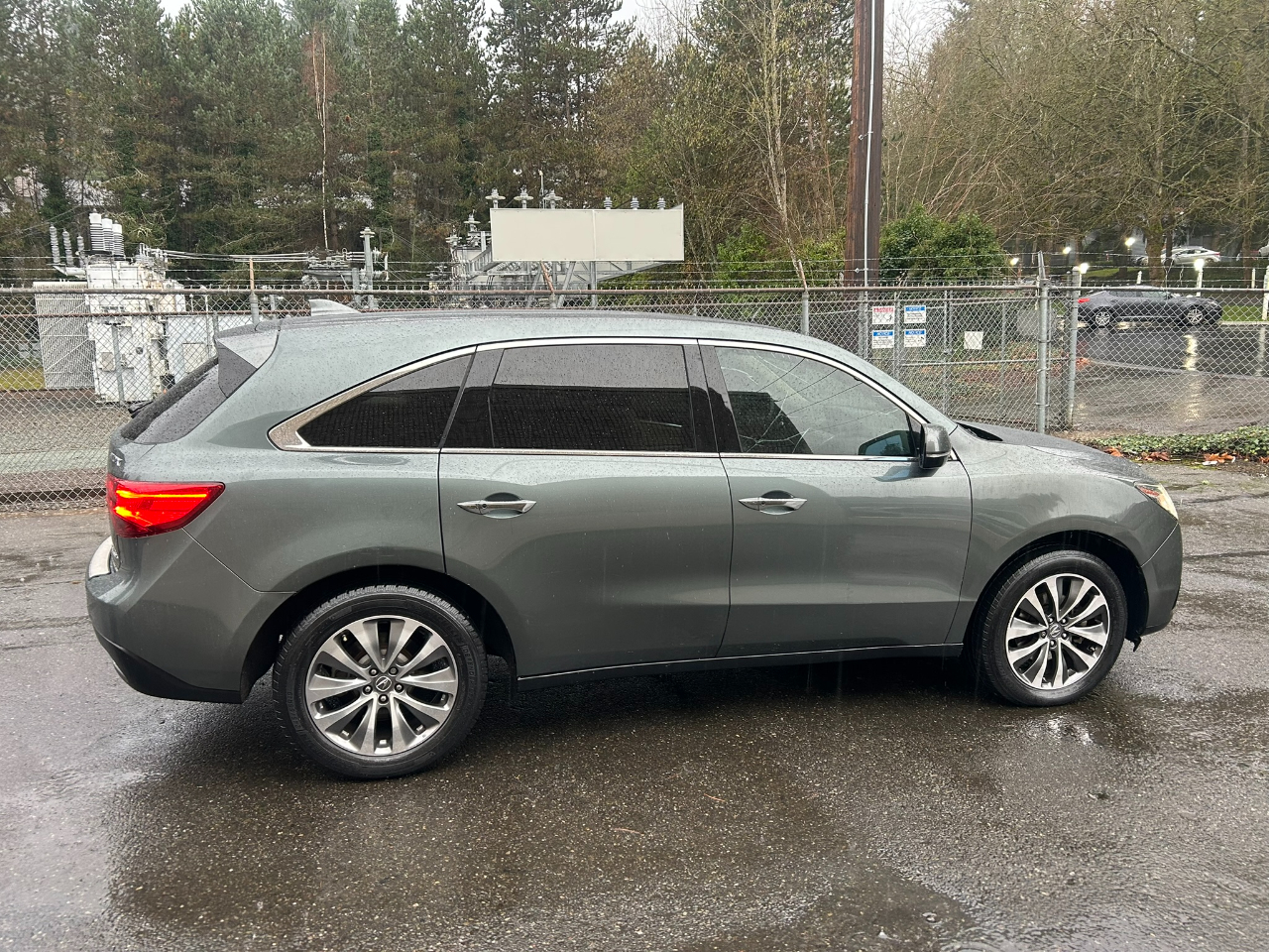 Acura MDX SH-AWD 6-Spd AT w/Tech Package 2015