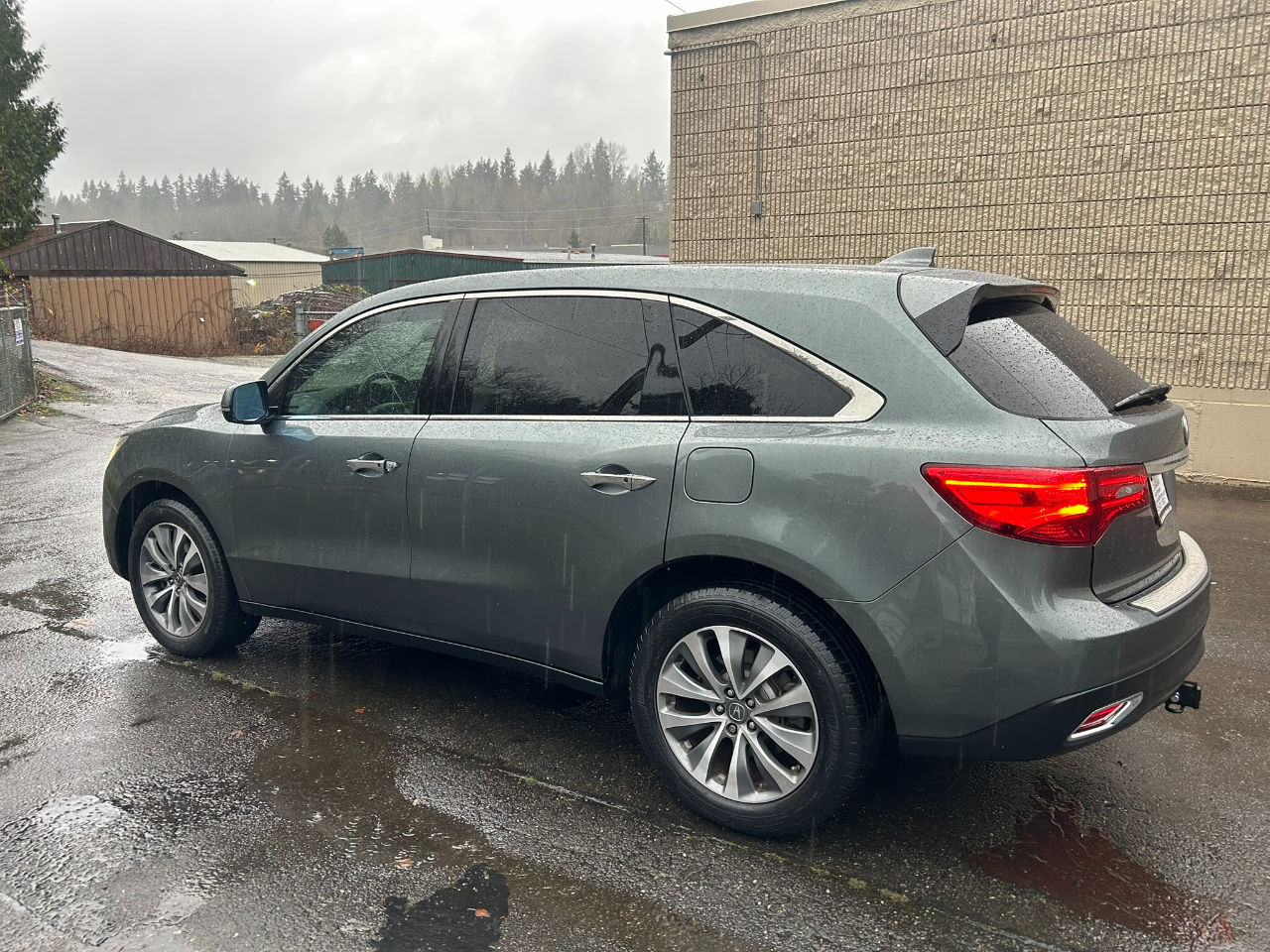 Acura MDX SH-AWD 6-Spd AT w/Tech Package 2015