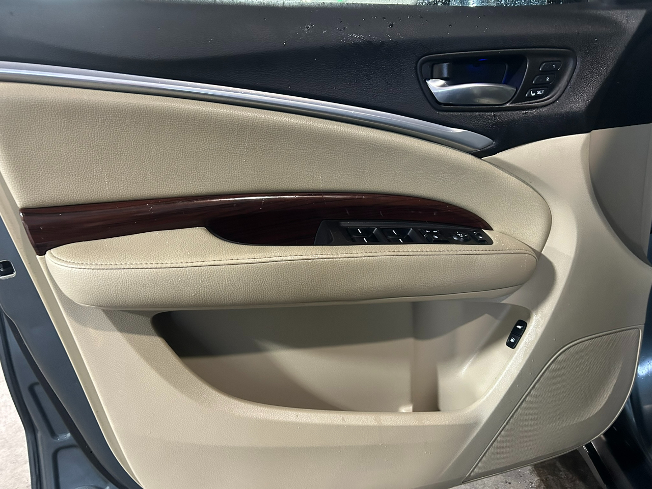 Acura MDX SH-AWD 6-Spd AT w/Tech Package 2015