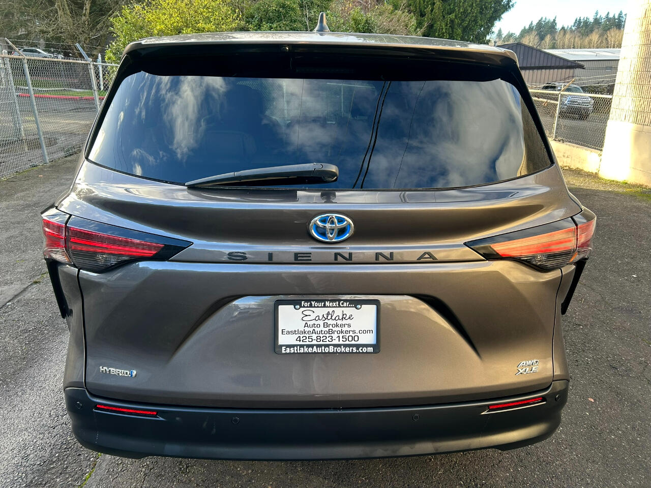 Toyota Sienna XLE 7-Passenger AWD 2022