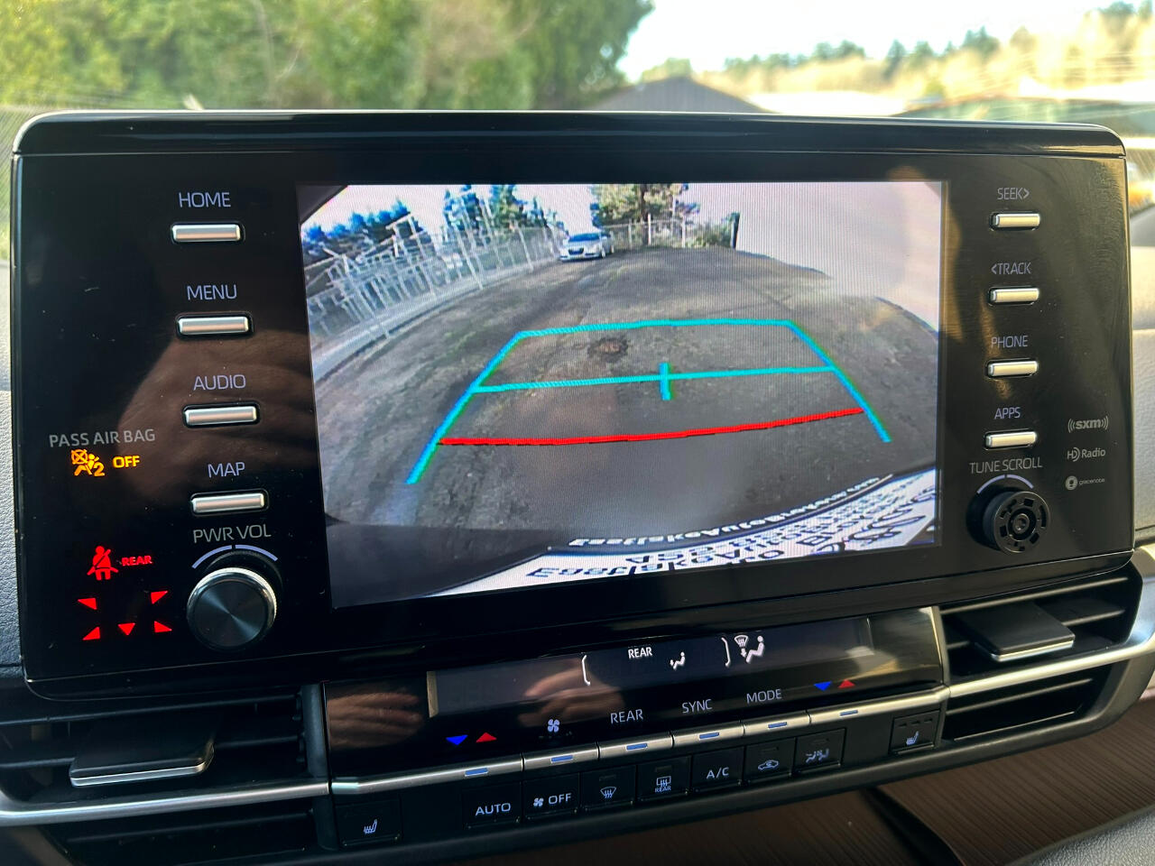 Toyota Sienna XLE 7-Passenger AWD 2022