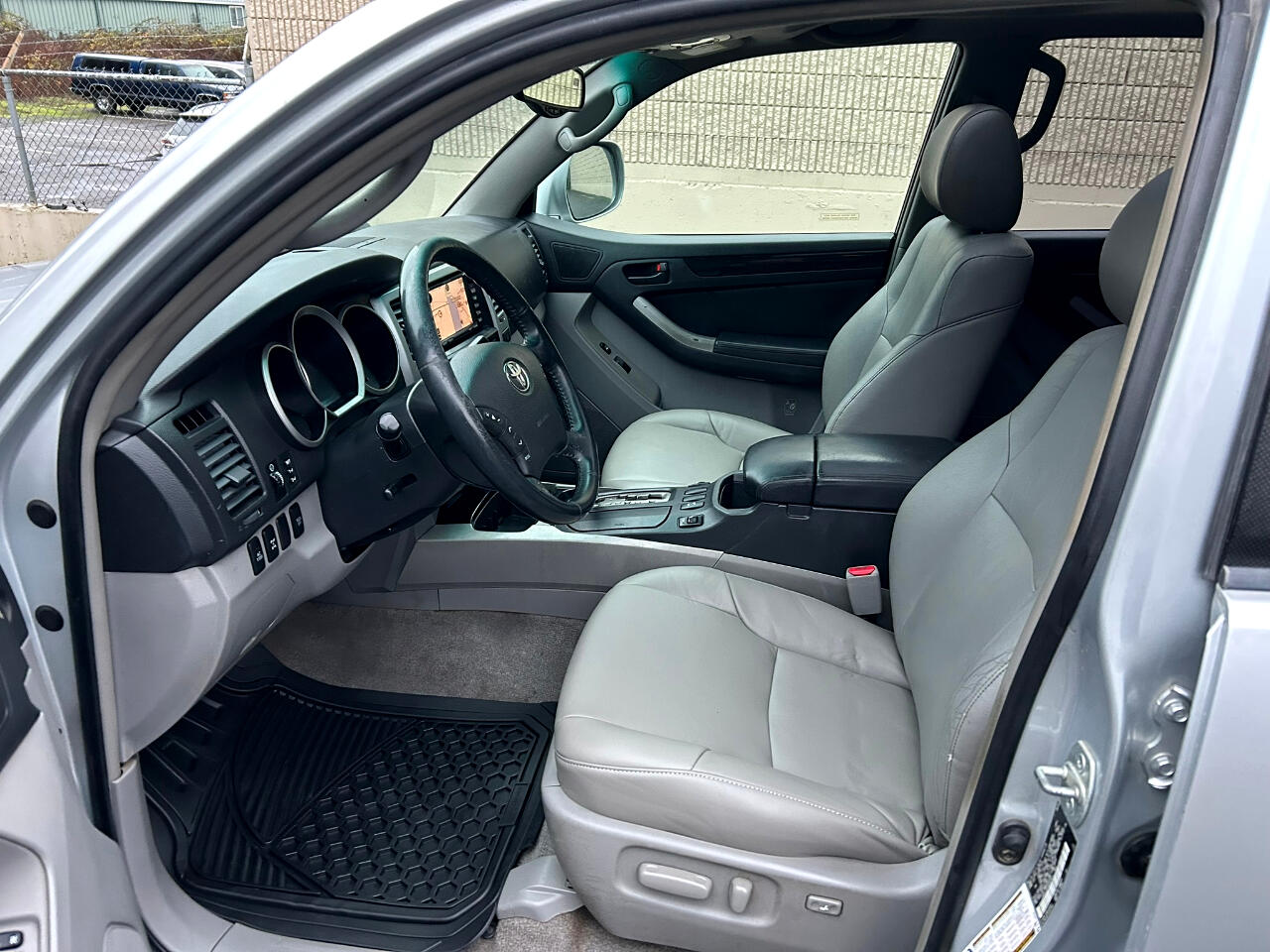 Toyota 4Runner Limited 4WD V8 2006