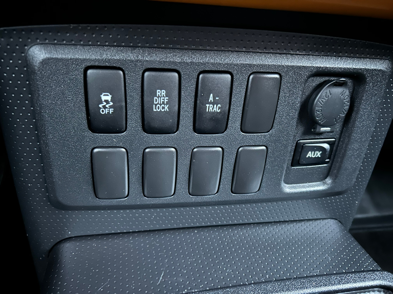 Toyota FJ Cruiser 4WD AT 2010