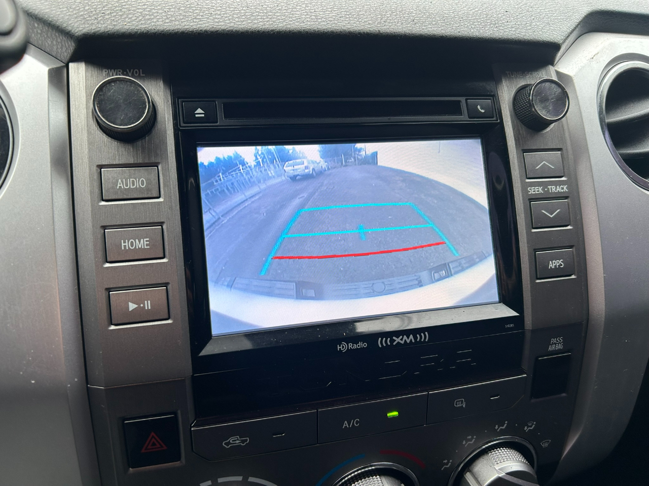 Toyota Tundra SR5 5.7L V8 Double Cab 4WD 2018