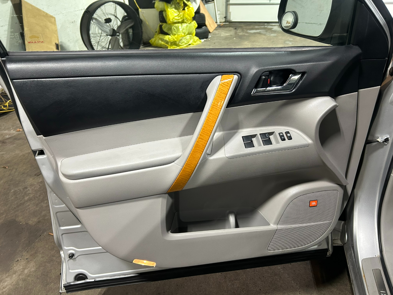 Toyota Highlander Hybrid Limited 4WD 2008