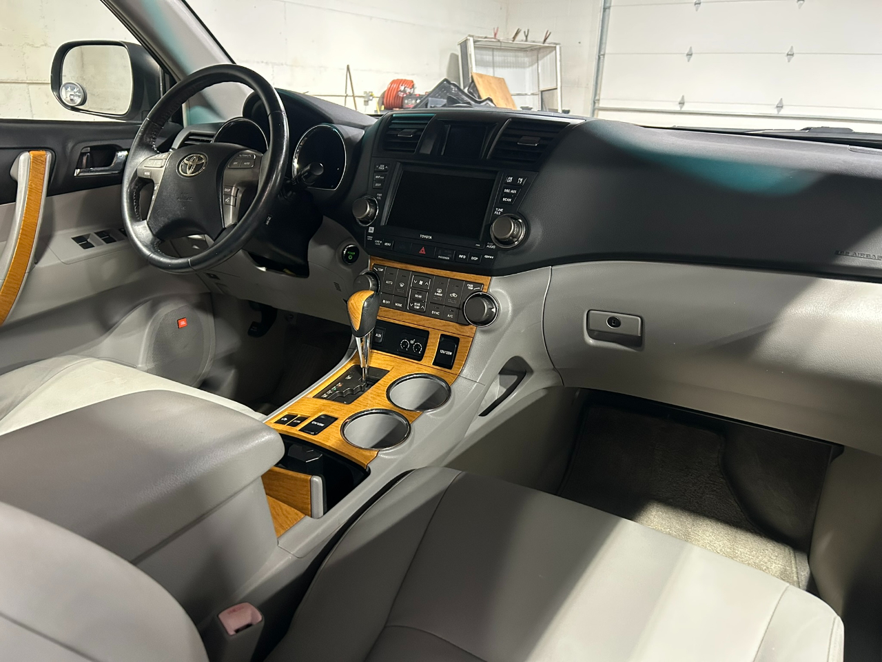 Toyota Highlander Hybrid Limited 4WD 2008