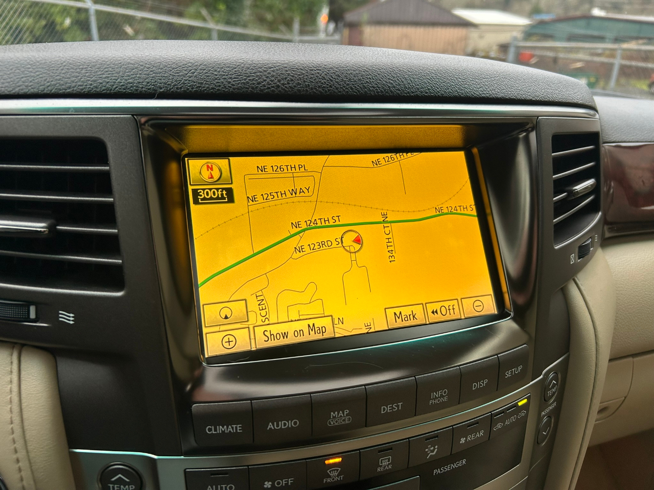 Lexus LX 570 Sport Utility 2010