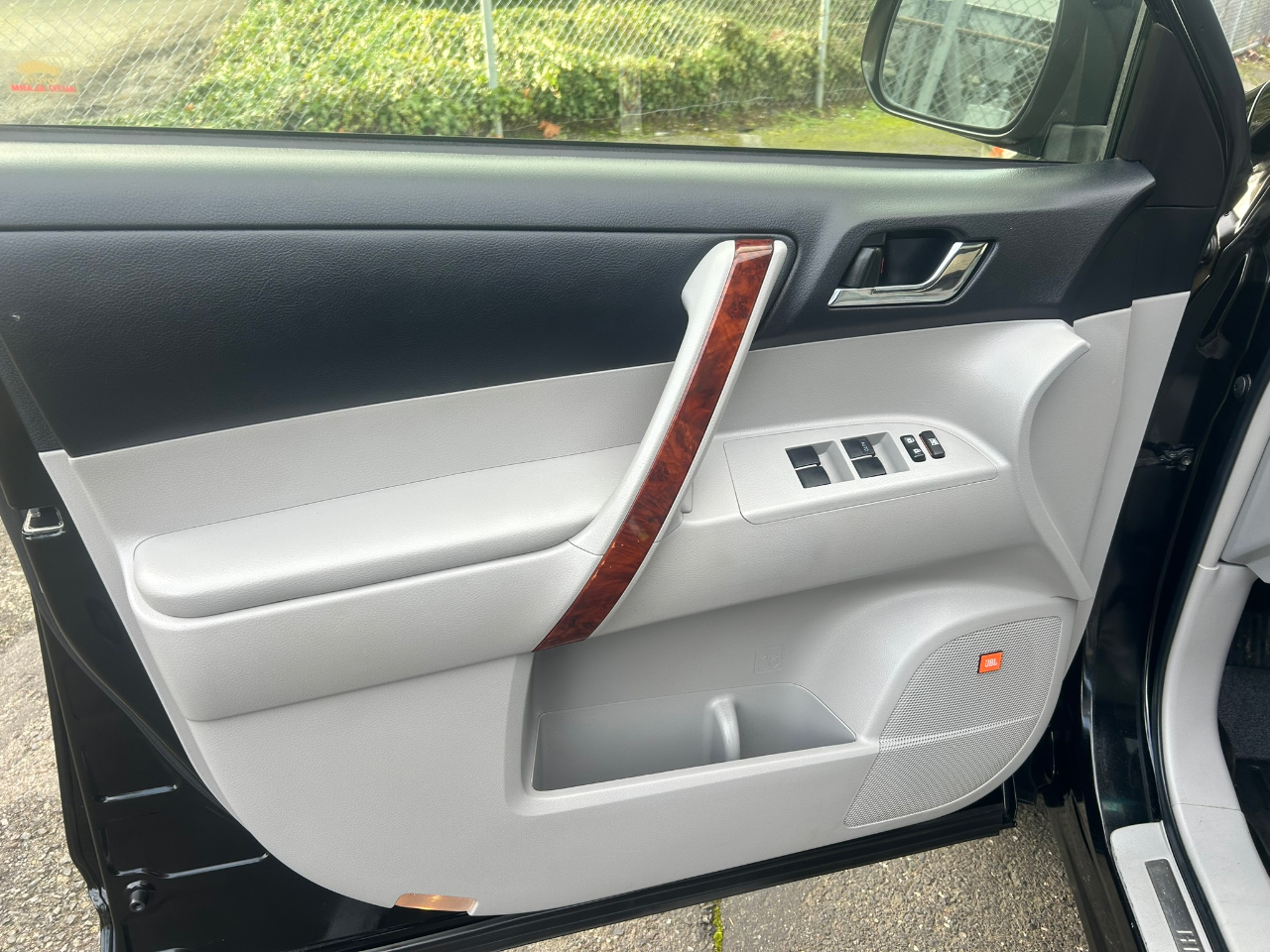 Toyota Highlander Hybrid Limited 4WD 2012