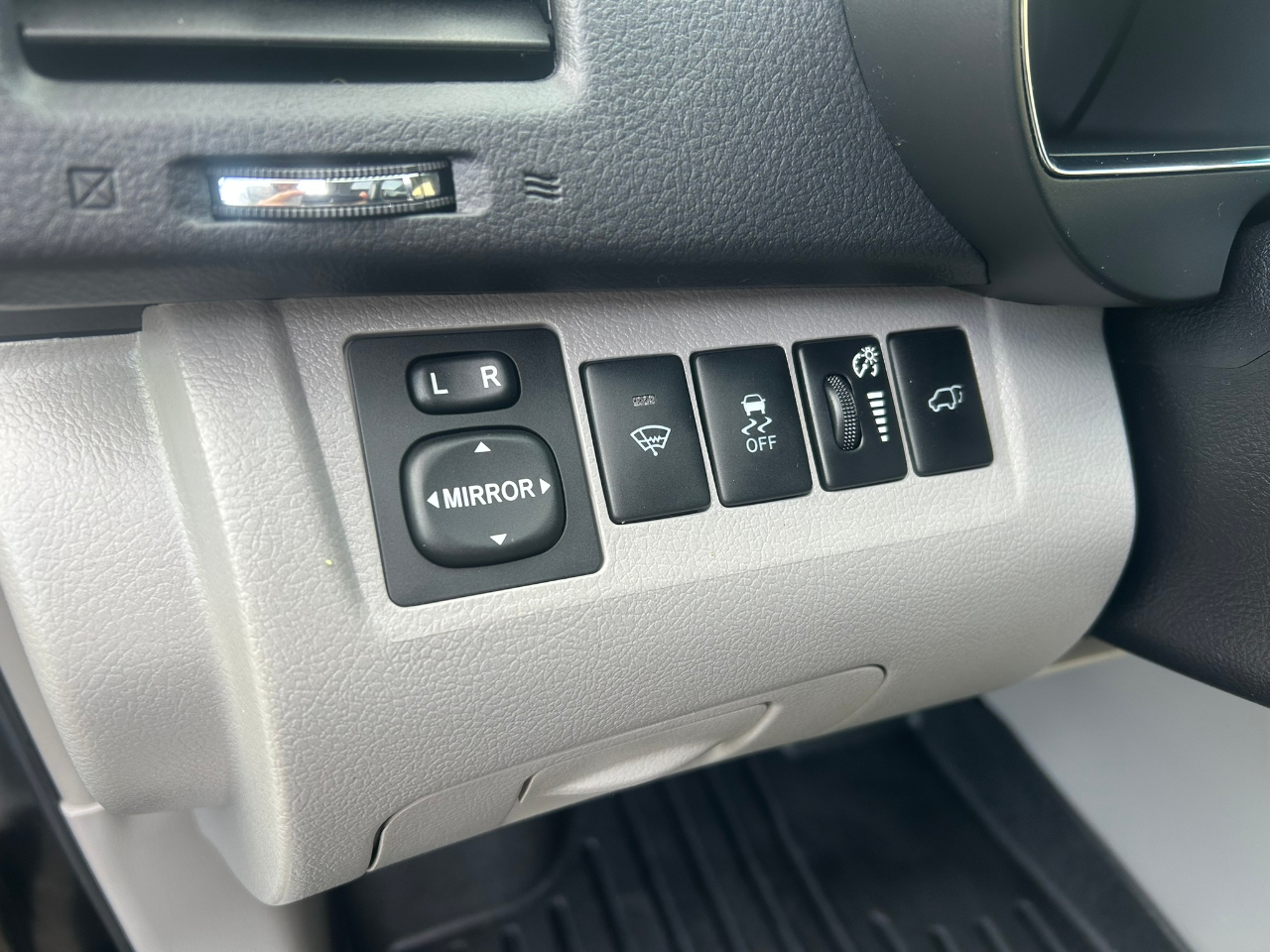 Toyota Highlander Hybrid Limited 4WD 2012