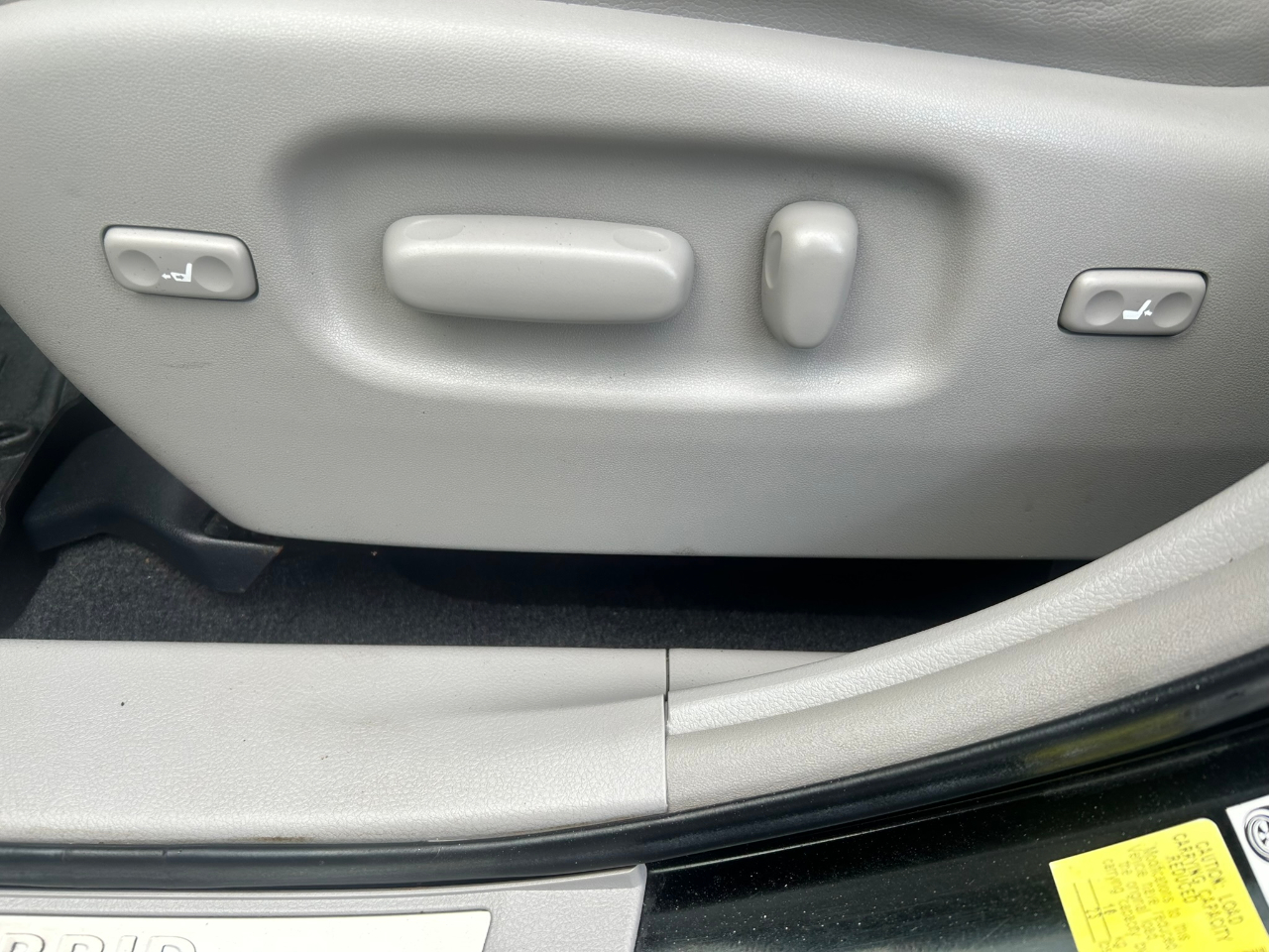 Toyota Highlander Hybrid Limited 4WD 2012