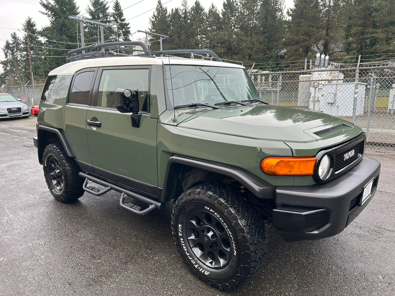 Toyota FJ Cruiser 4WD MT 2012
