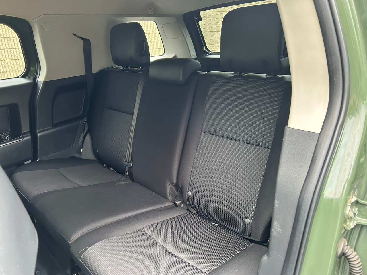 Toyota FJ Cruiser 4WD MT 2012