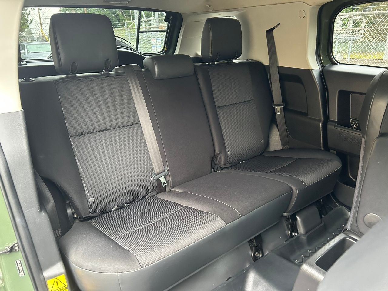 Toyota FJ Cruiser 4WD MT 2012