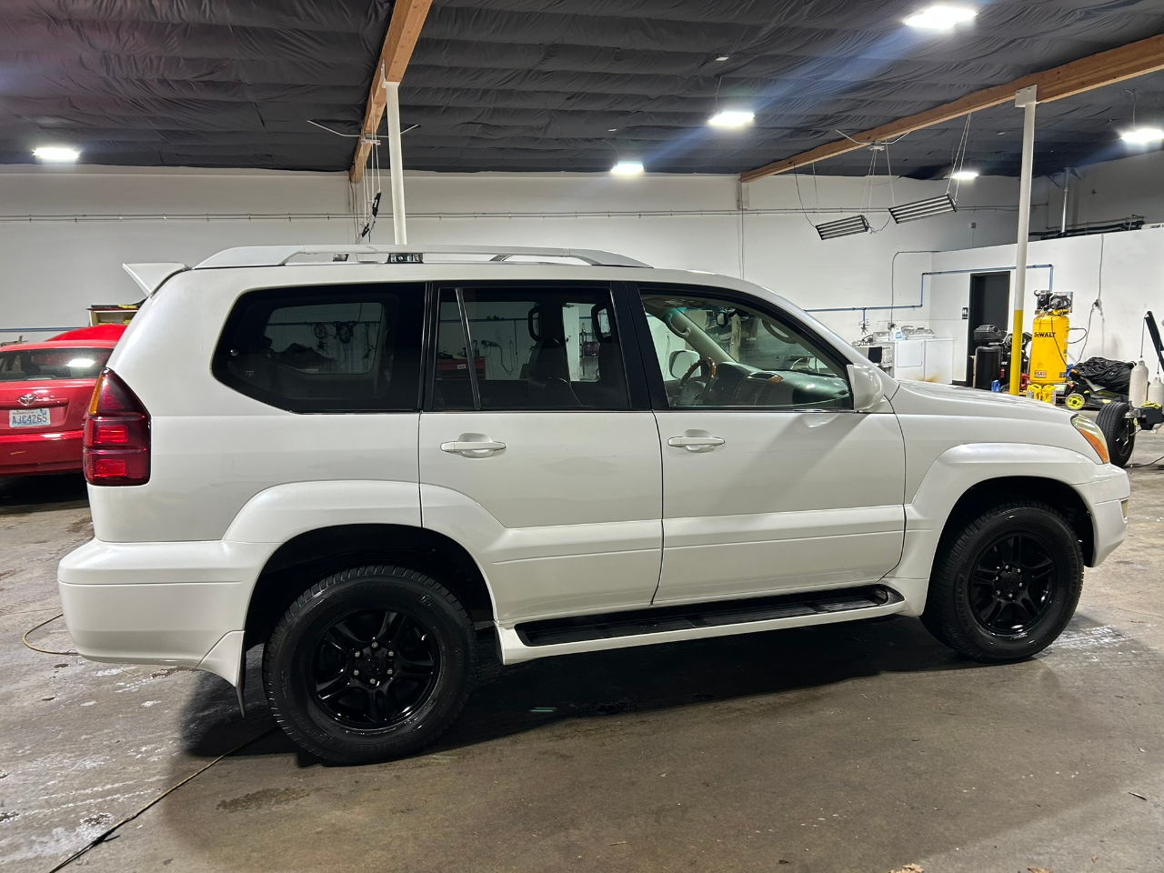 Lexus GX 470 Sport Utility 2004