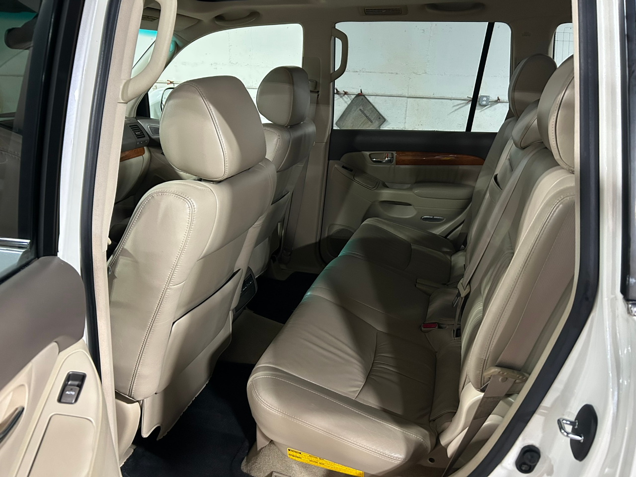 Lexus GX 470 Sport Utility 2004