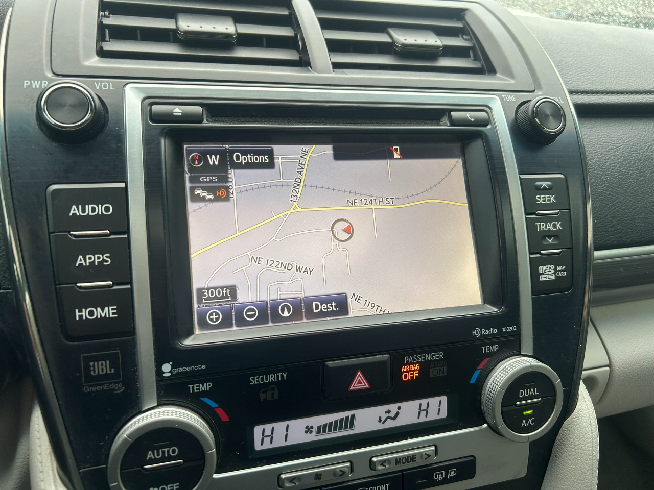 Toyota Camry Hybrid XLE 2014