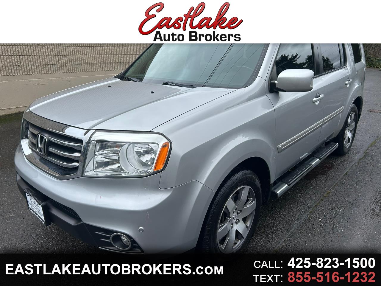 Honda Pilot Touring 4WD 5-Spd AT with DVD 2013