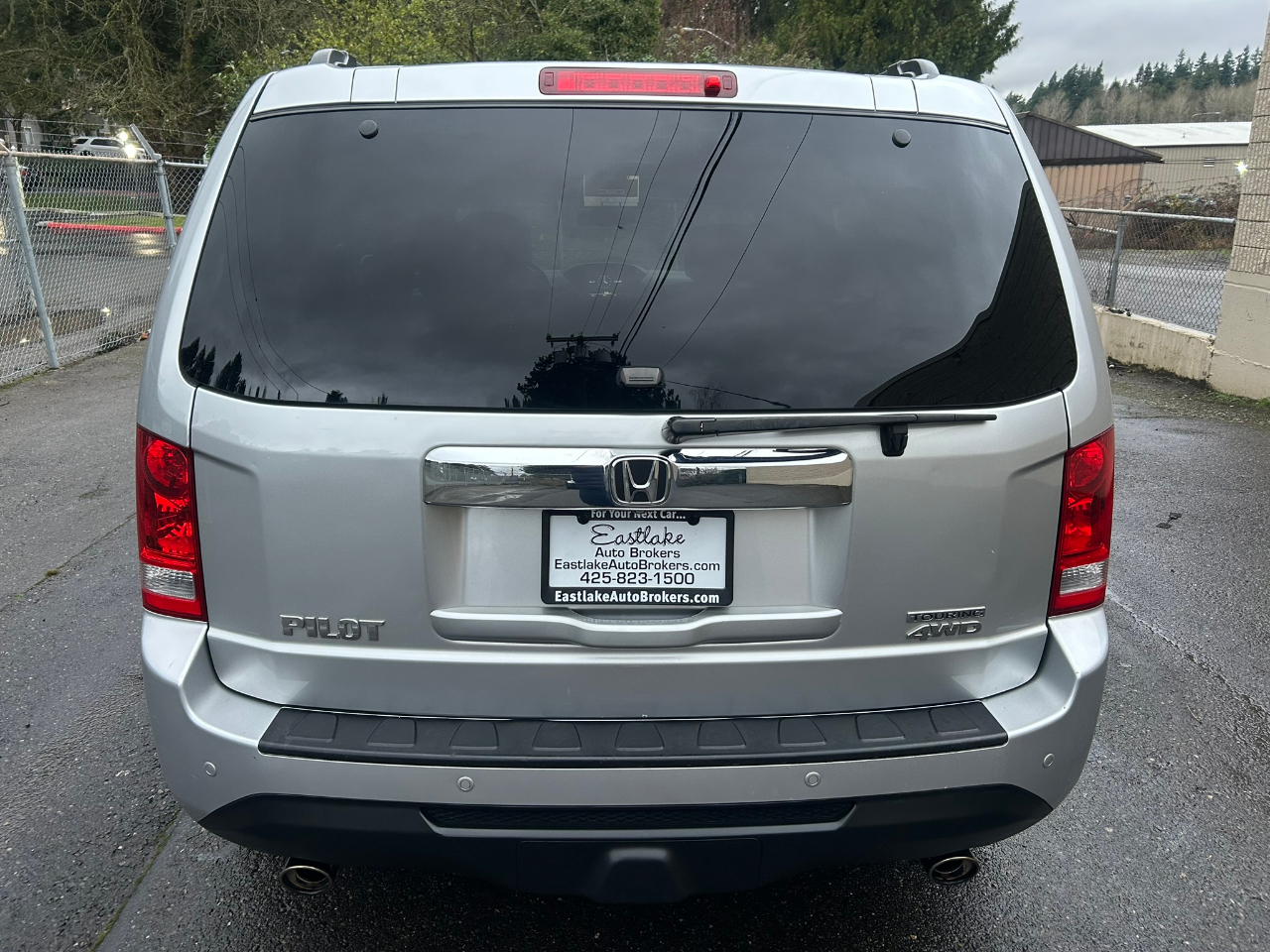 Honda Pilot Touring 4WD 5-Spd AT with DVD 2013