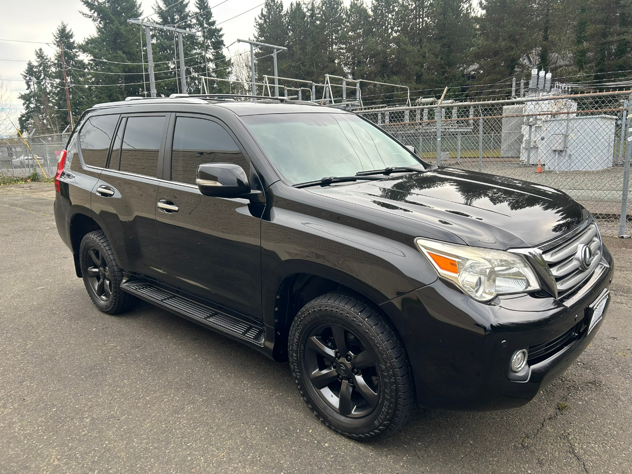 Lexus GX 460 Sport Utility 2011
