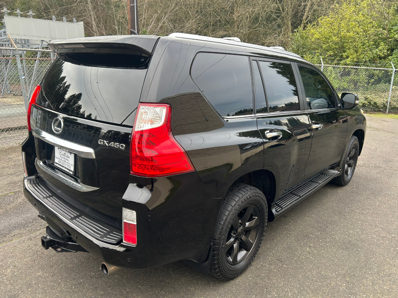 Lexus GX 460 Sport Utility 2011
