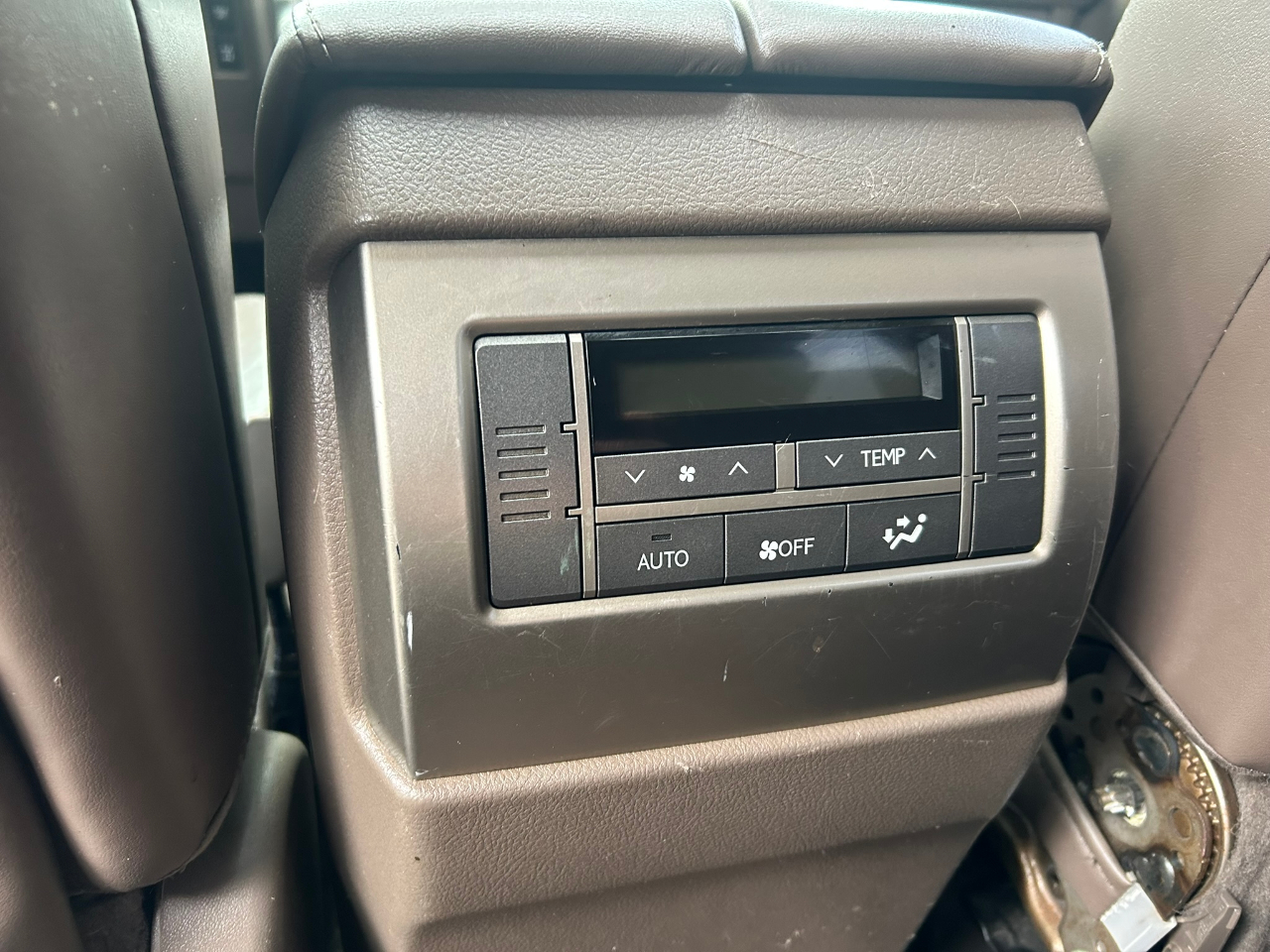 Lexus GX 460 Sport Utility 2011