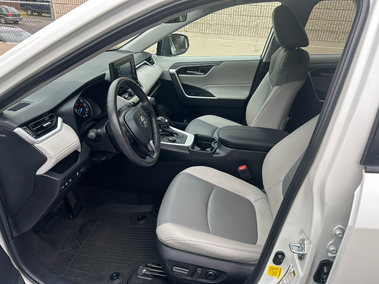 Toyota RAV4 Hybrid  2021