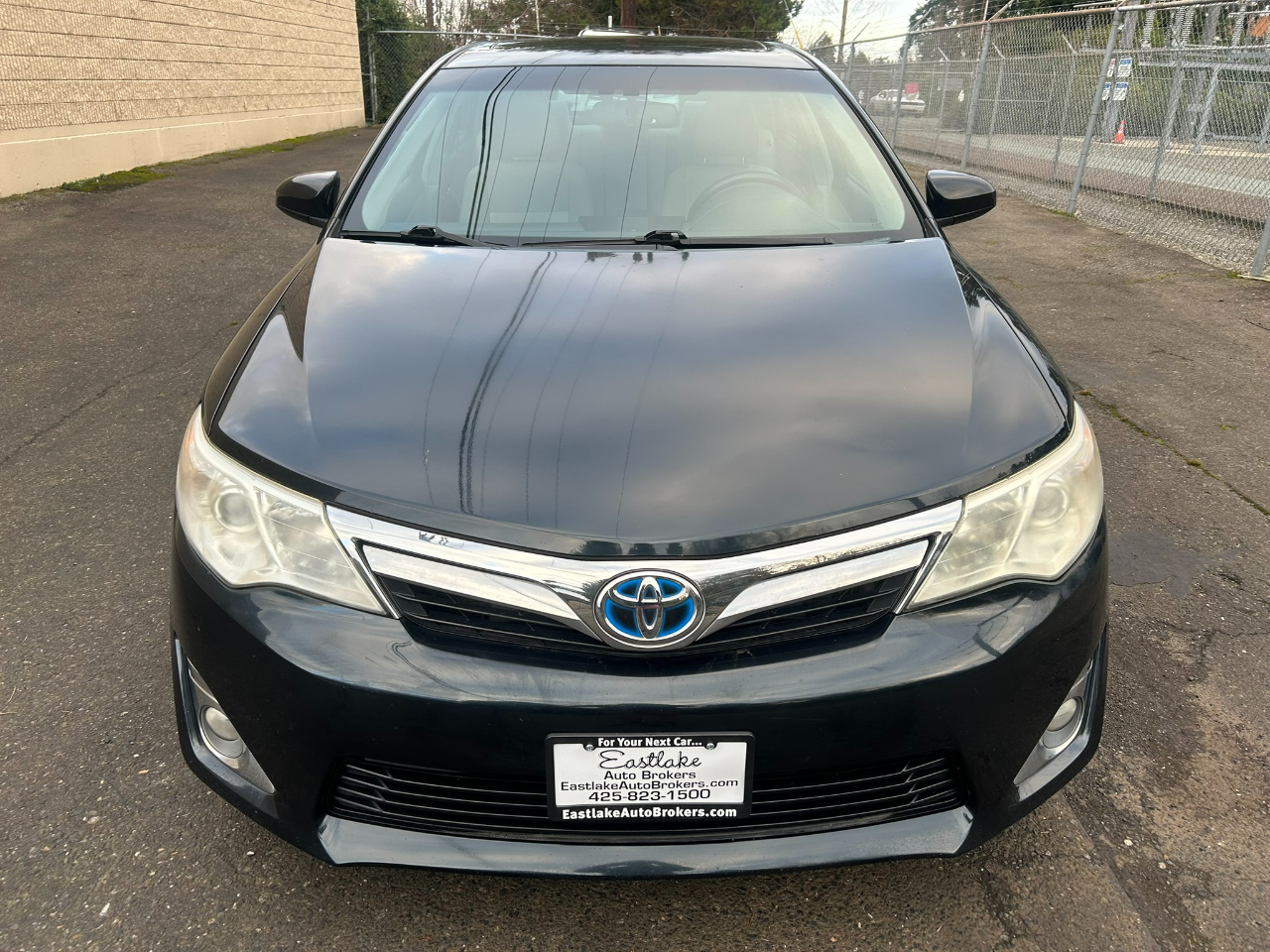 Toyota Camry Hybrid XLE 2014