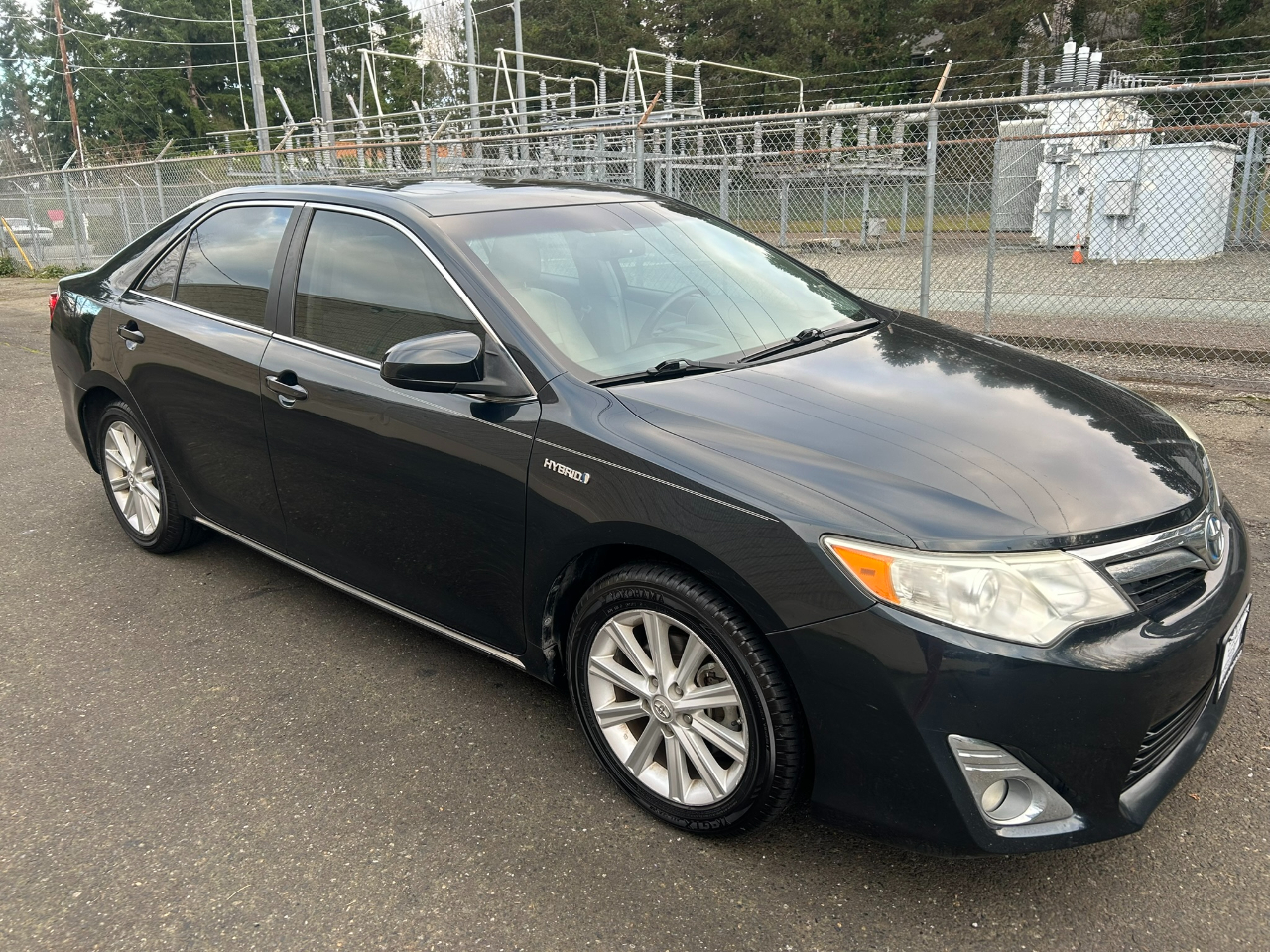 Toyota Camry Hybrid XLE 2014