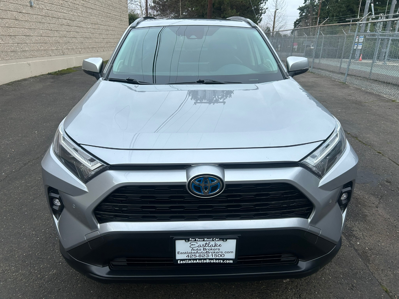 Toyota RAV4 Hybrid XLE Premium 2022