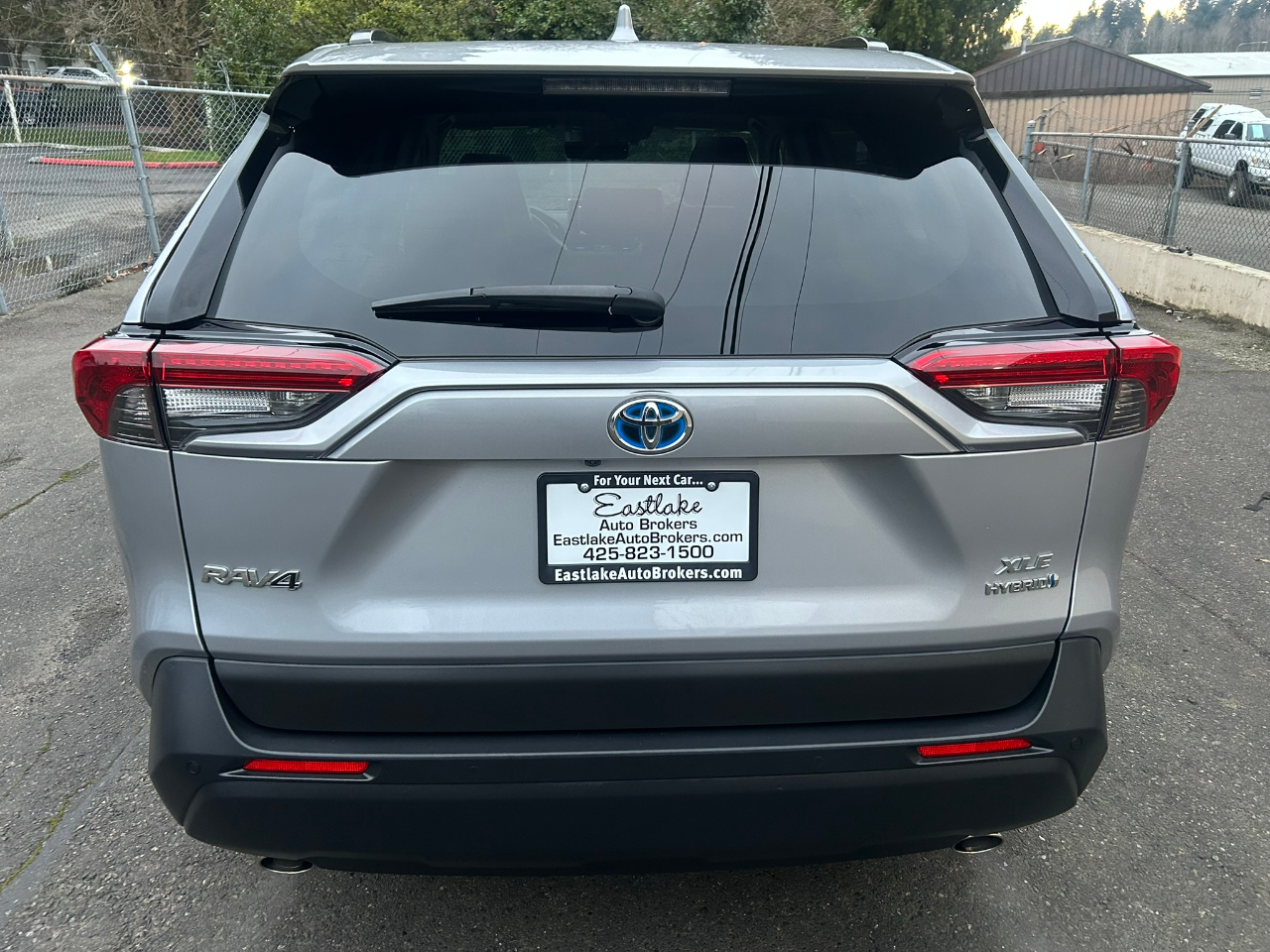 Toyota RAV4 Hybrid XLE Premium 2022