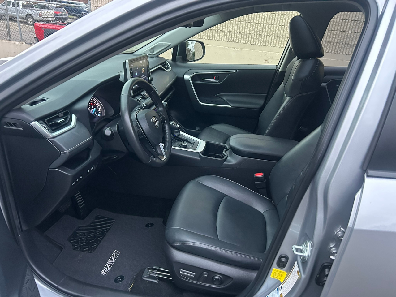 Toyota RAV4 Hybrid XLE Premium 2022