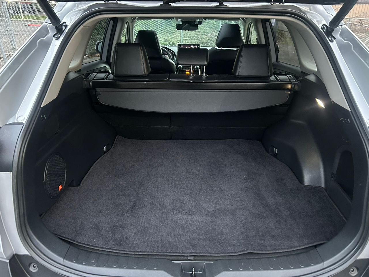 Toyota RAV4 Hybrid XLE Premium 2022