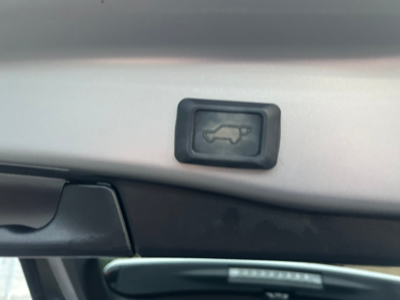 Toyota RAV4 Hybrid XLE Premium 2022