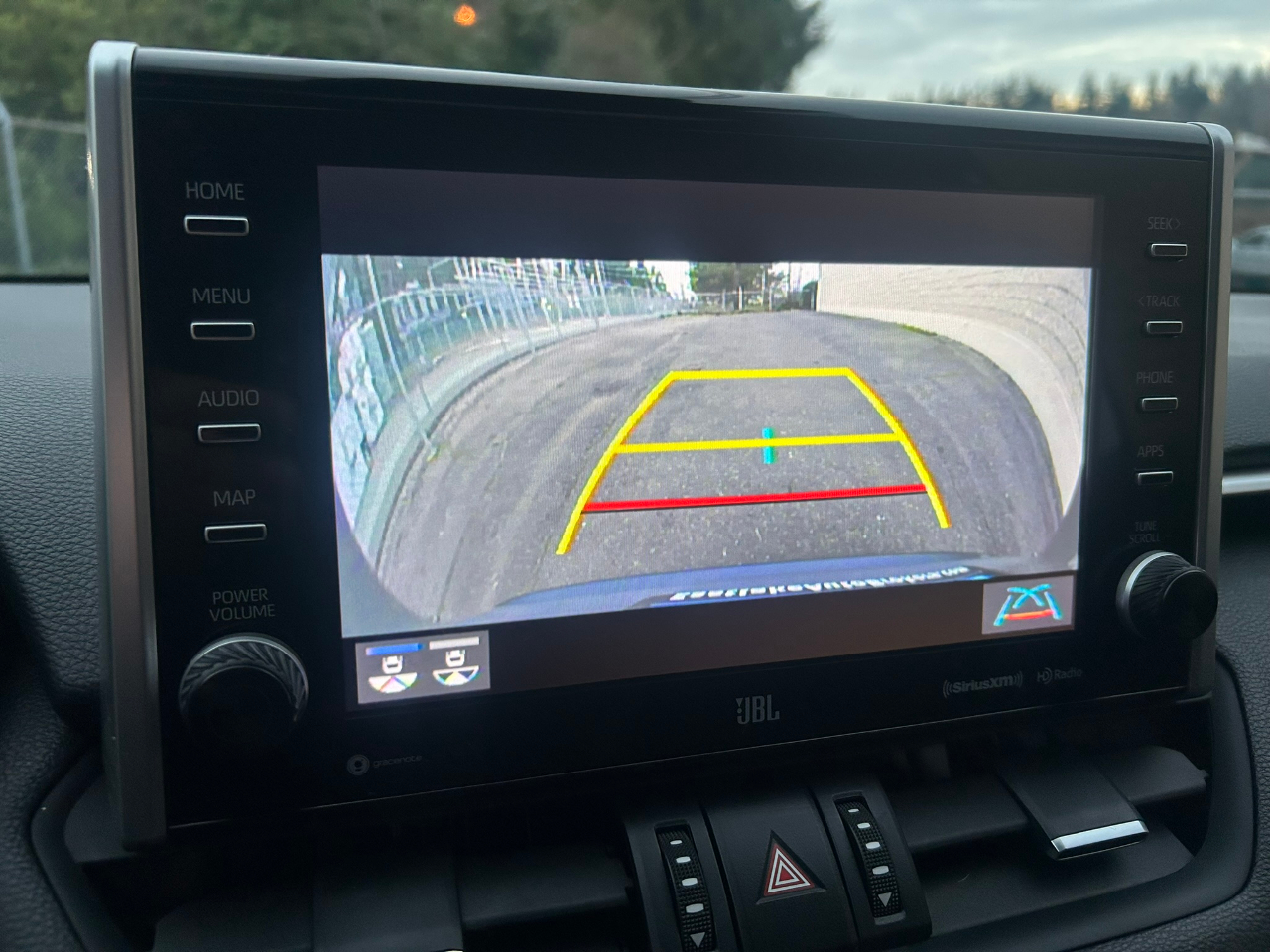 Toyota RAV4 Hybrid XLE Premium 2022