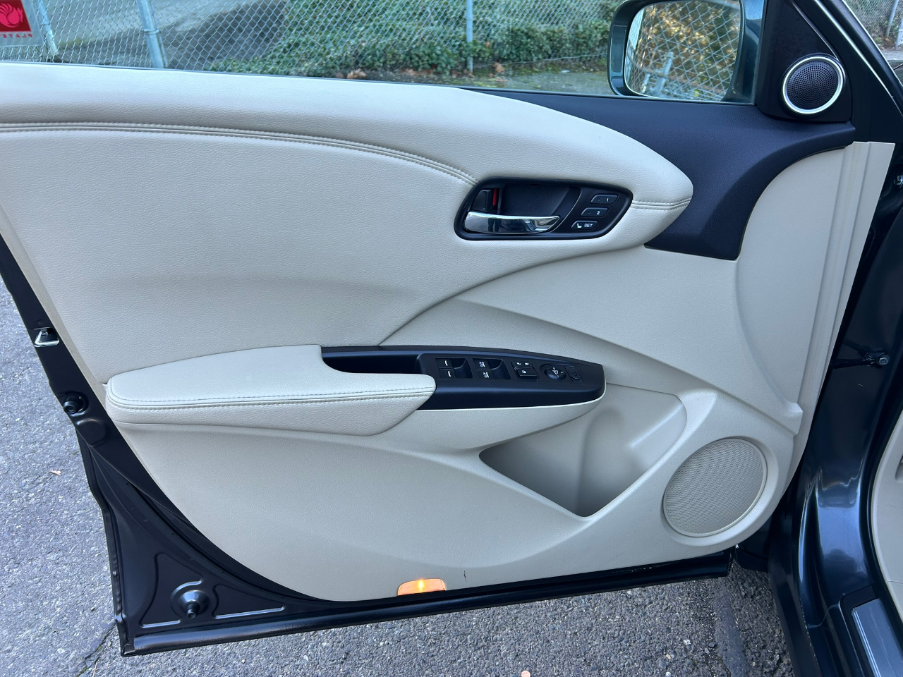 Acura RDX 6-Spd AT AWD w/ Technology Package 2015