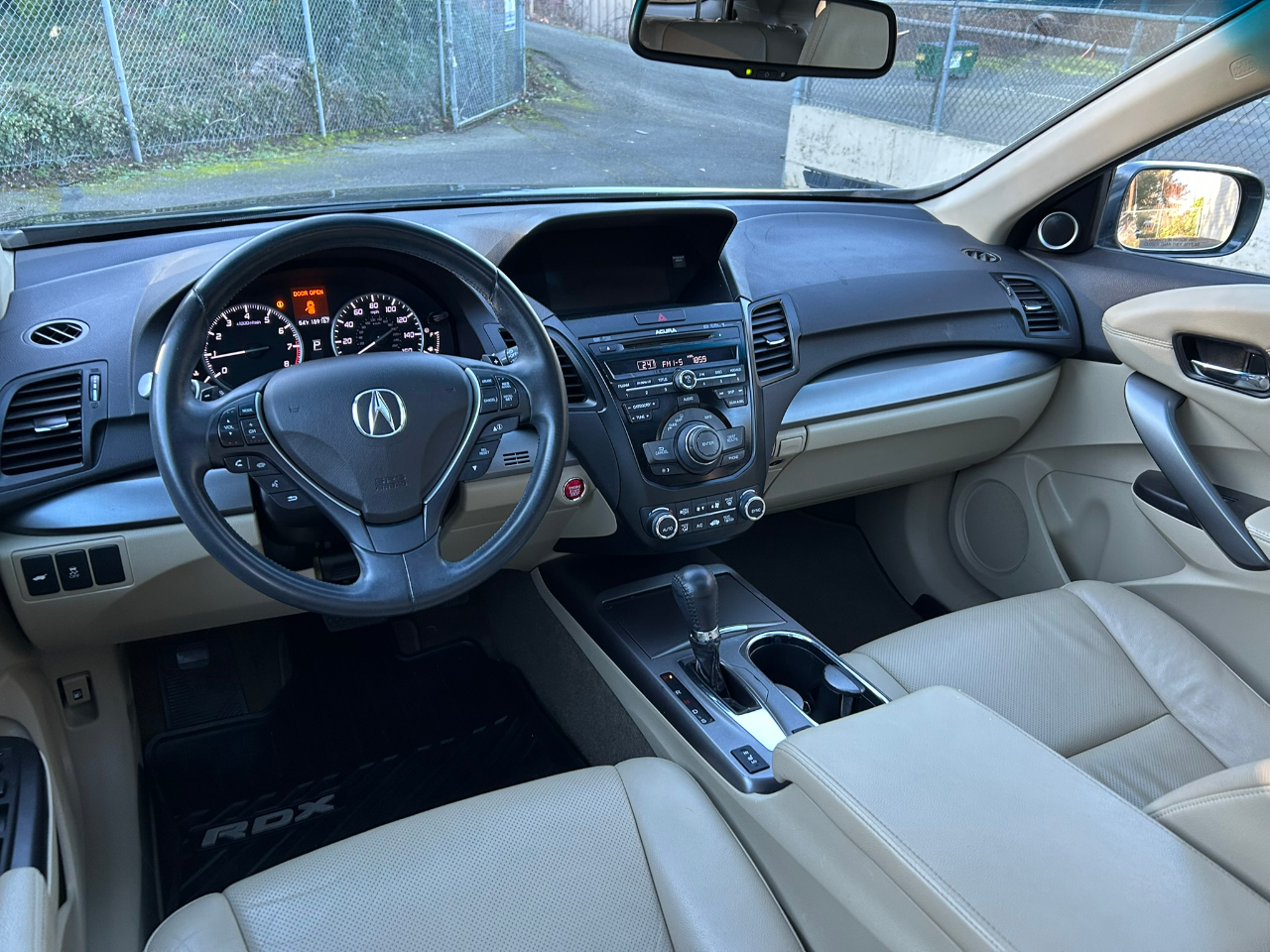 Acura RDX 6-Spd AT AWD w/ Technology Package 2015