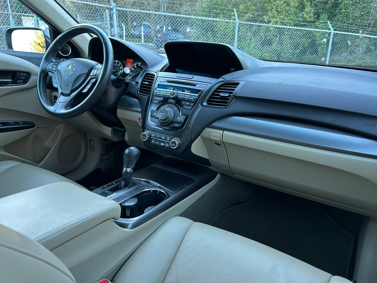 Acura RDX 6-Spd AT AWD w/ Technology Package 2015