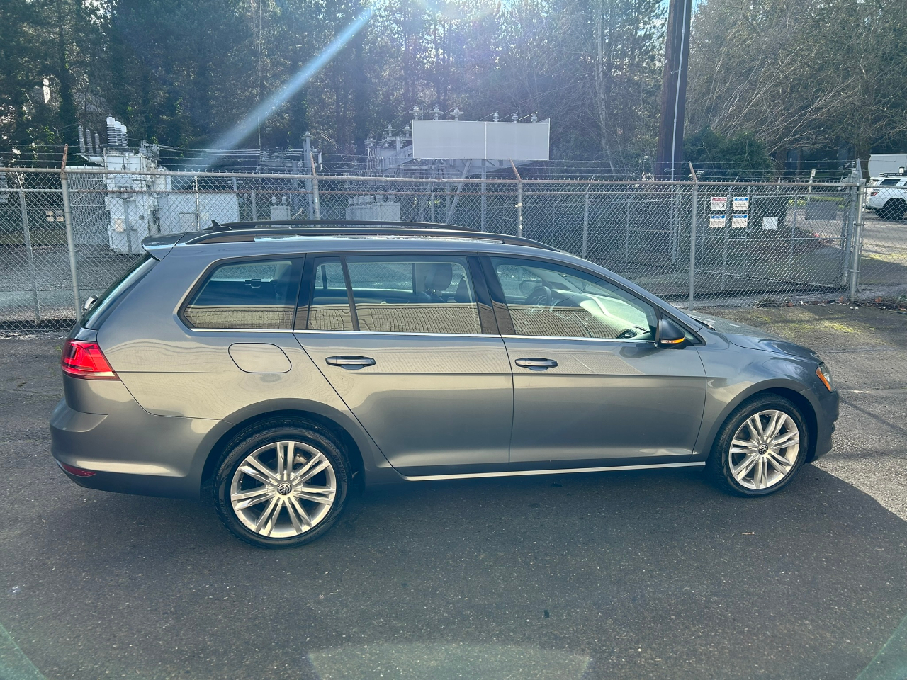 Volkswagen Golf SportWagen TDI SE 6A 2015