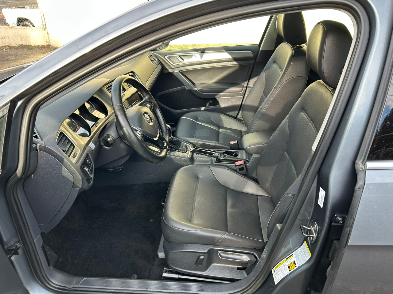 Volkswagen Golf SportWagen TDI SE 6A 2015
