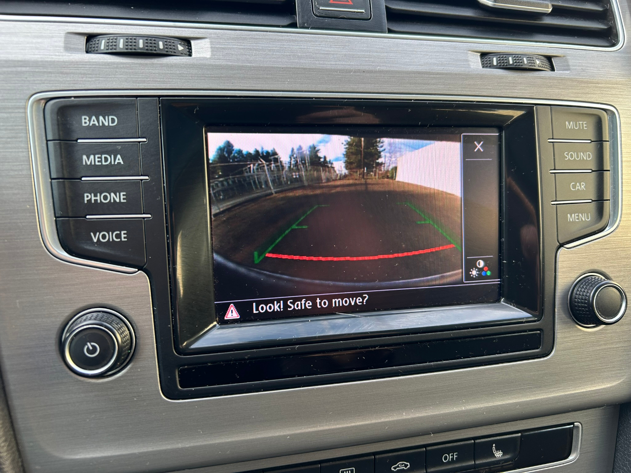 Volkswagen Golf SportWagen TDI SE 6A 2015