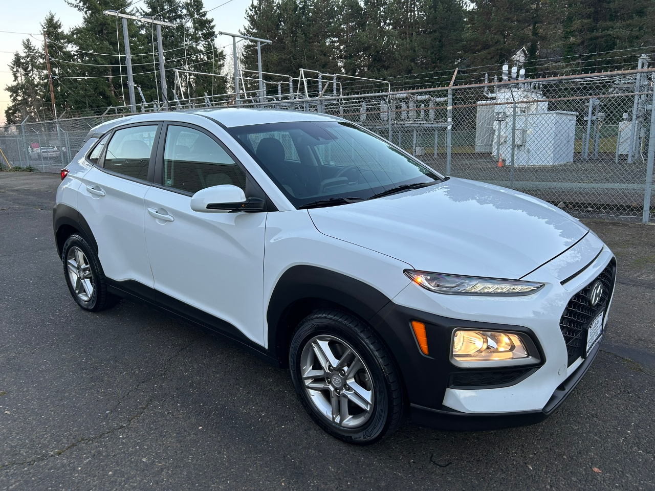 Hyundai Kona SE AWD 2021